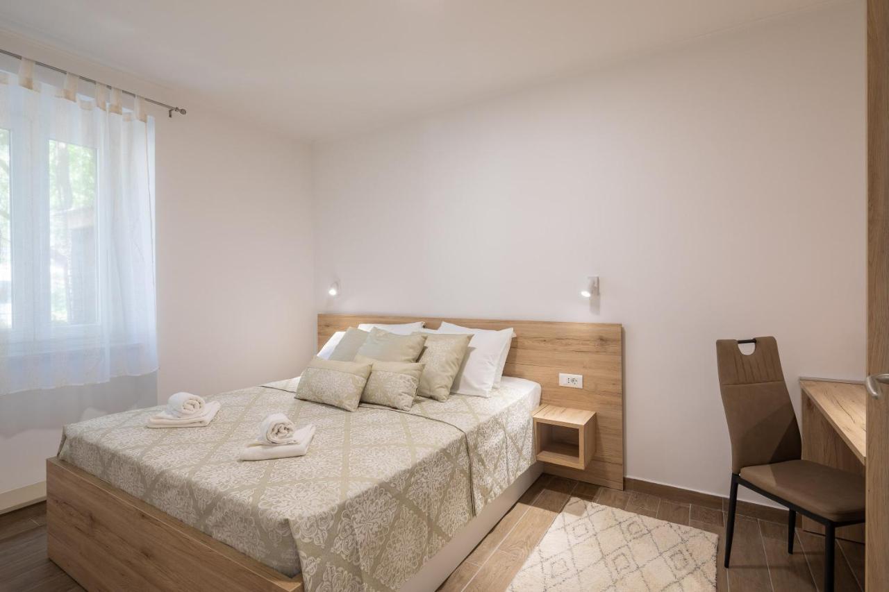 Direct Beach Apartments Jesenice  Luaran gambar