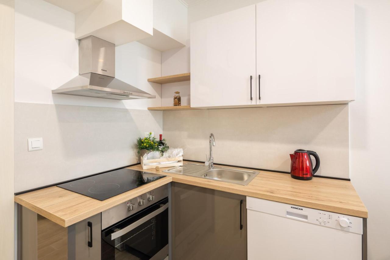 Direct Beach Apartments Jesenice  Luaran gambar